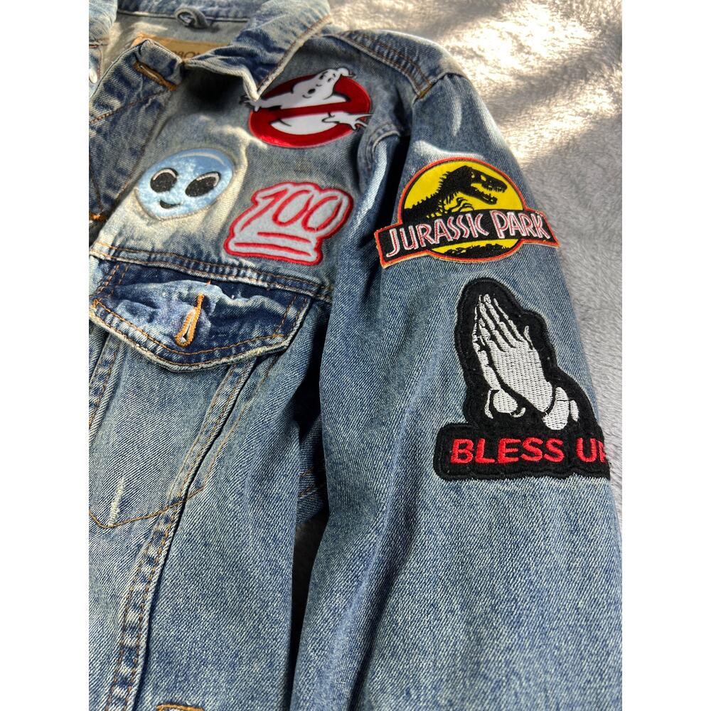 Custom Patch Denim Jacket Mens Medium Jurassic Pa… - image 2
